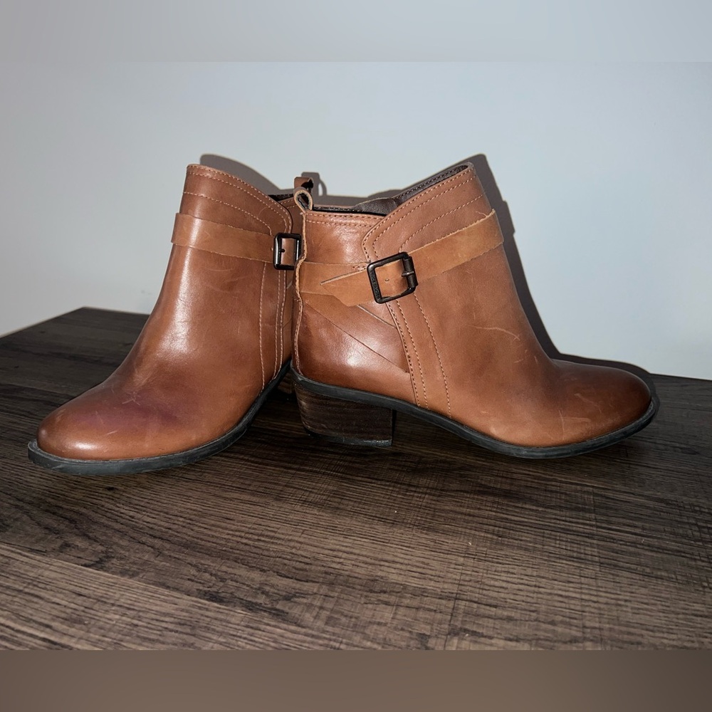Vince Camuto VP-BEAMER Leather Bootie